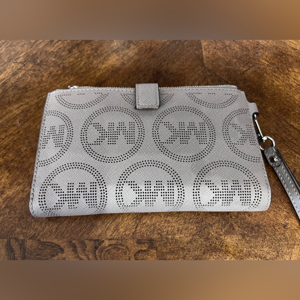 Michael Kors Clutch/Wallet